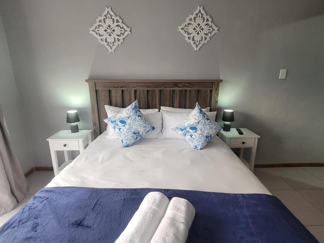 Cobblestone Court Hotel Colesberg Room photo